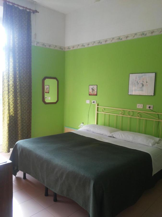 Hotel Villa Morgana Viareggio Exterior foto